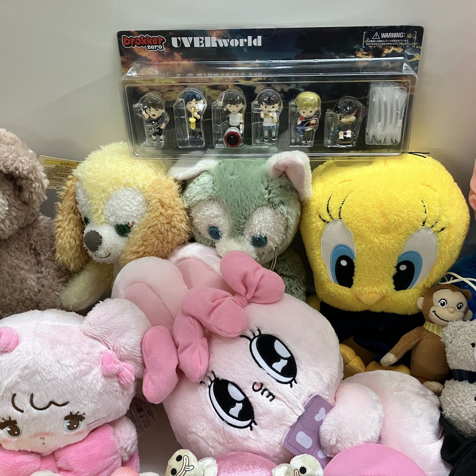  品 まとめ商品 キャラクター 色々 ぬいぐるみ 大量 ディズニー セサミ 平成キャラ など 5 55 kg ぬいぐるみ本体 ぬいぐるみ