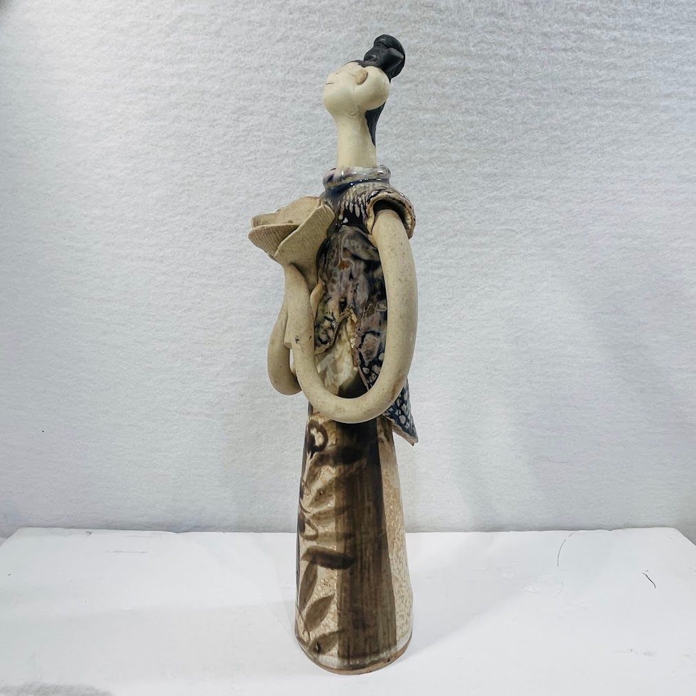 砥部焼青芳人形背の高い念ずれば花開く高29センチ