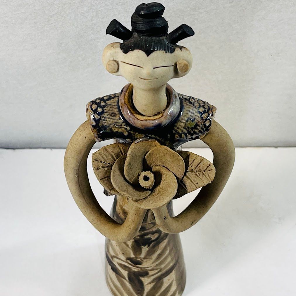 砥部焼青芳人形背の高い念ずれば花開く高29センチ