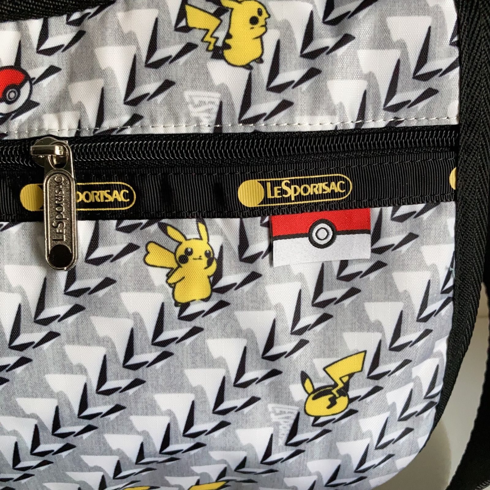 レスポートサック ポケモン ショルダーバッグ ピカチュウ ポーチ付き