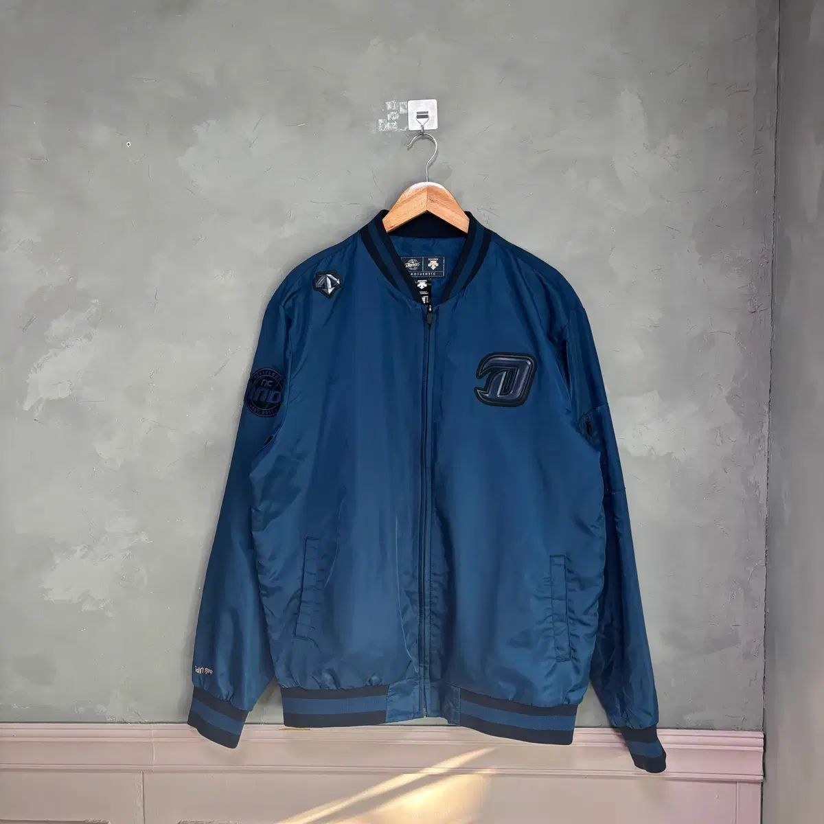 デサント NCダイノス 秋冬 アウター ジャケット