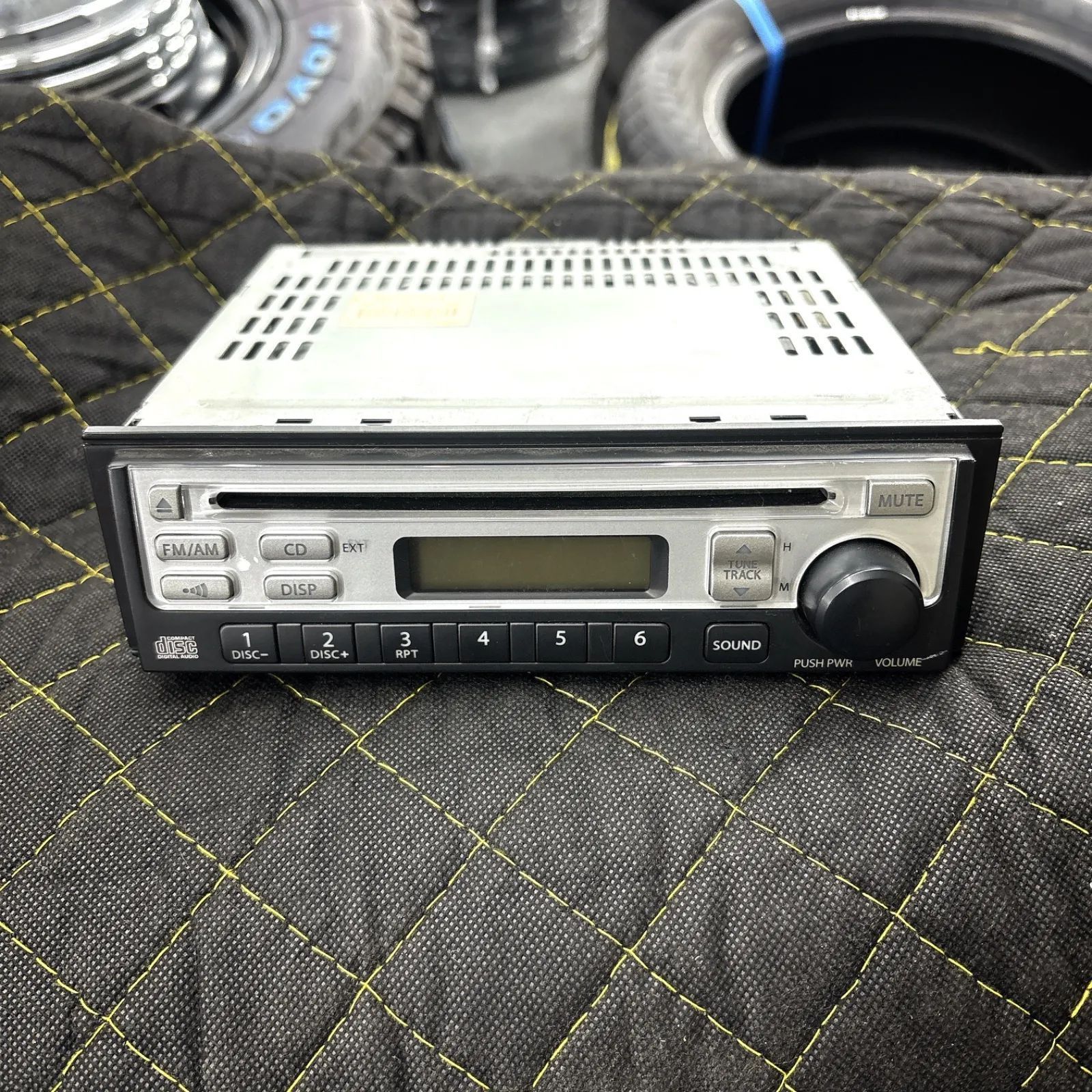 最終値下げ SUZUKI 純正 カーオーディオ 純正オーディオ - メルカリ