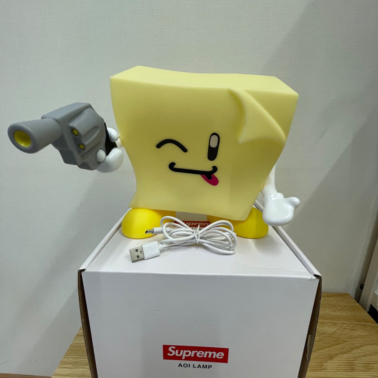 □Supreme Sticky Note Mokded AOI lamp シュプリーム スティッキー