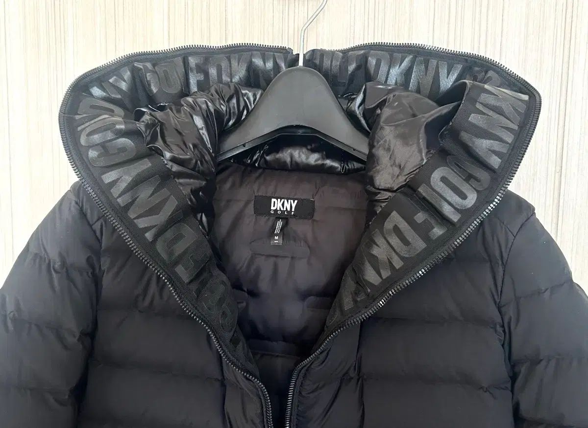 DKNY ゴルフ ブラック ダウン アウター