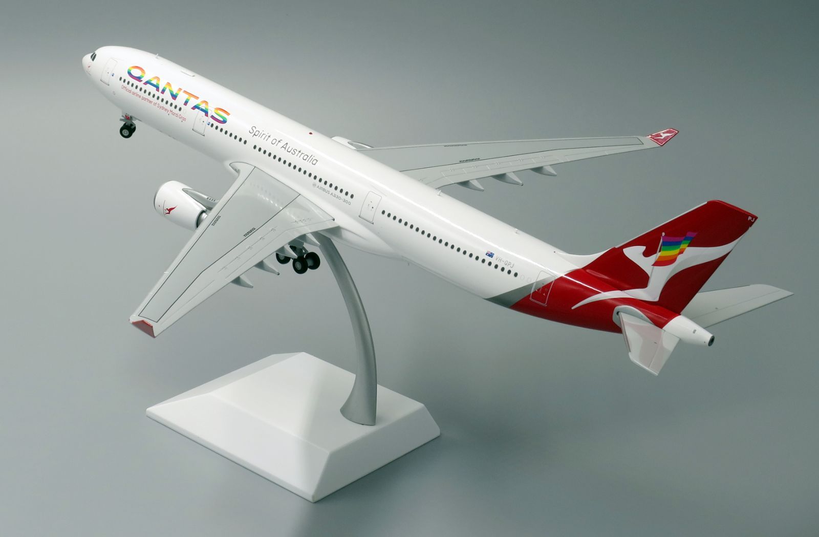 (新品未使用) 激レア PLANETAGS カンタス航空 VH-OJP カンタス航空ボーイング 747-400 - PLANETAGS TAIL #VH-OJP – MotoArt