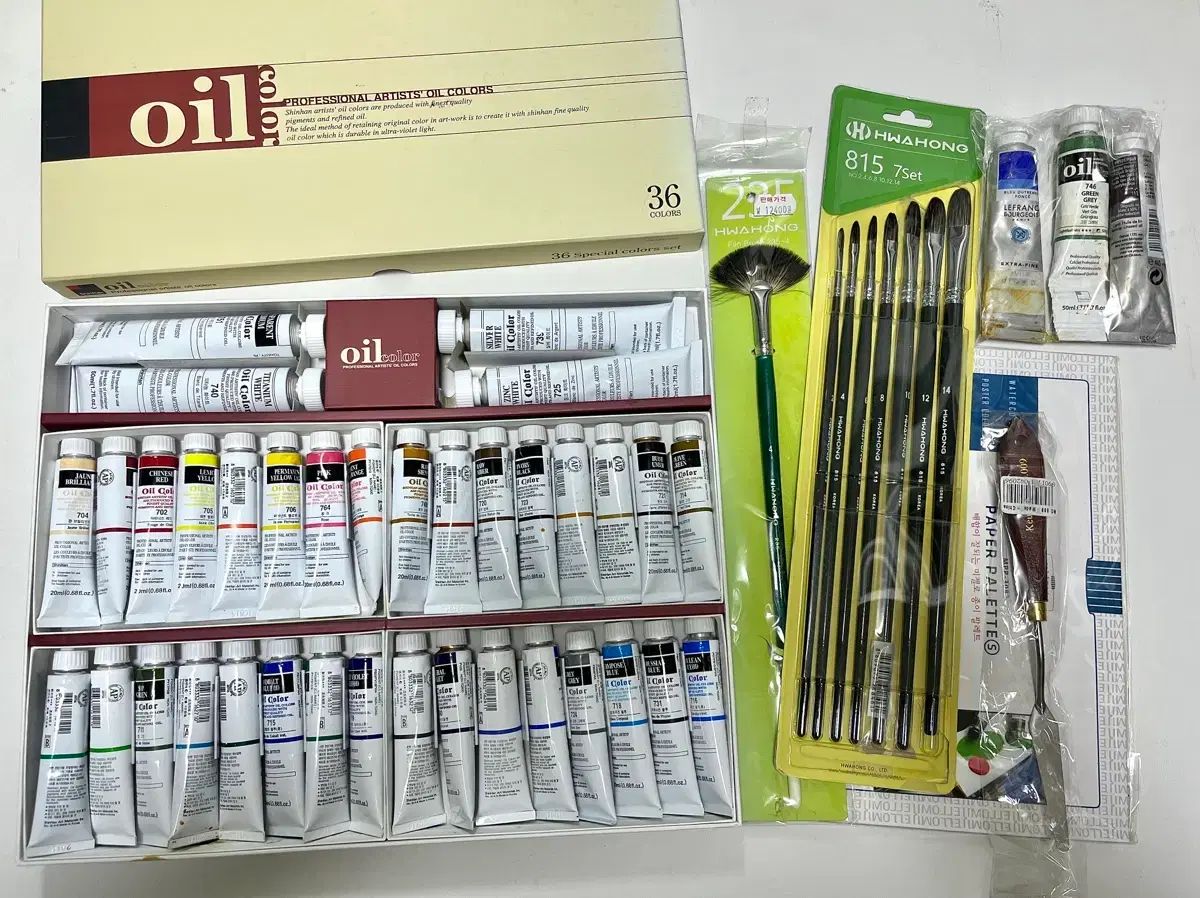 シンハン Face the Sun CARAT盤 U 油絵具 20 ml ♥ 筆 紙パレットなど まとめ