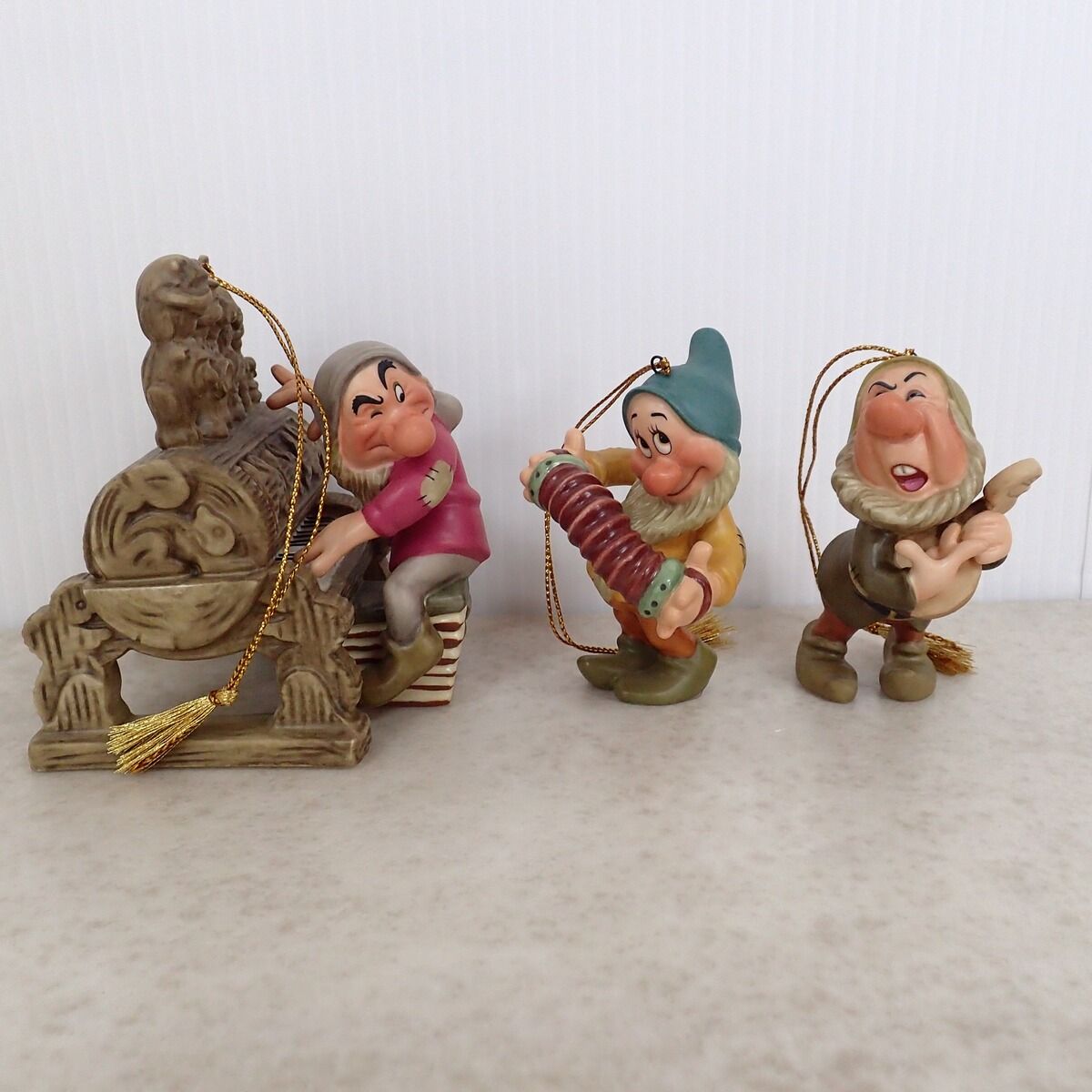 ◇☆ディズニー WDCC フィギュア 白雪姫と七人のこびと Snow White and