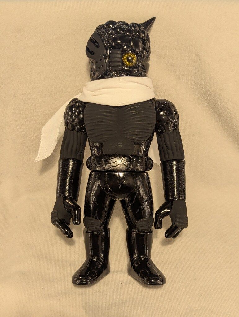 REALHEAD カオスマン1号 黒成型/マットブラック塗装/白マフラー - メルカリ