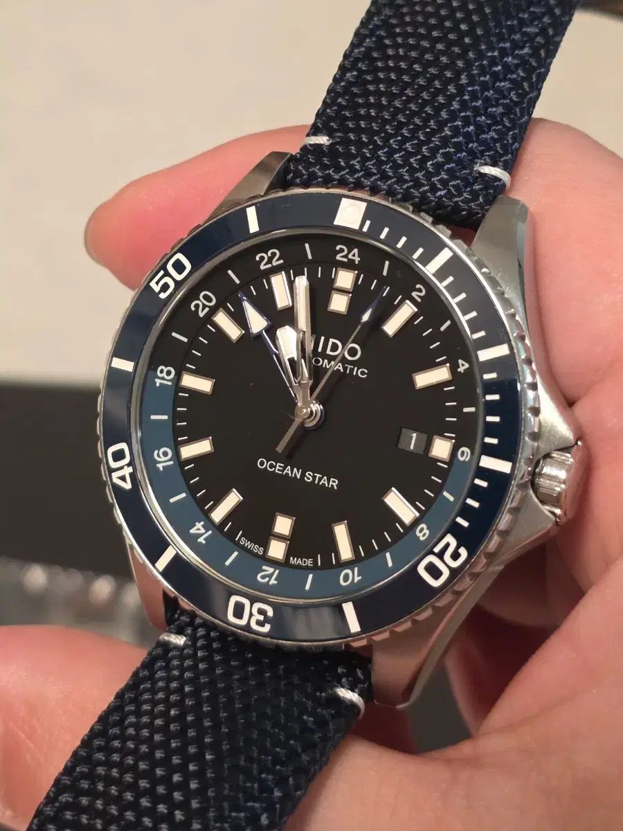 ミドー オーシャンスター GMT 43 MM オートマティック