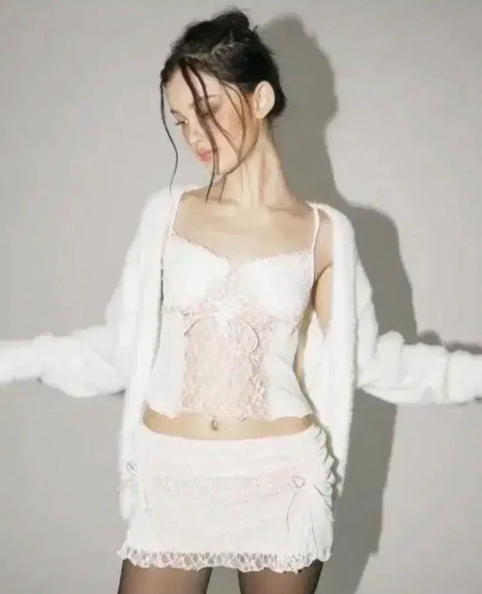 スリータイムズ メリ ニット カーディガン 白