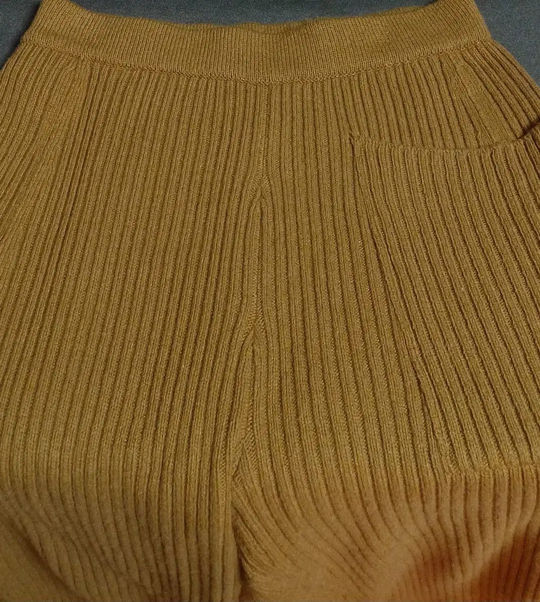 ハンサムシステムカシミア100ワイドニットズボン66