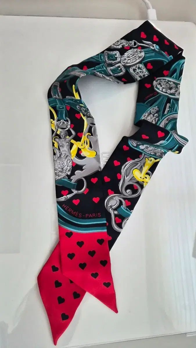 モデル エルメス ハート LOVE ツイリー スカーフ