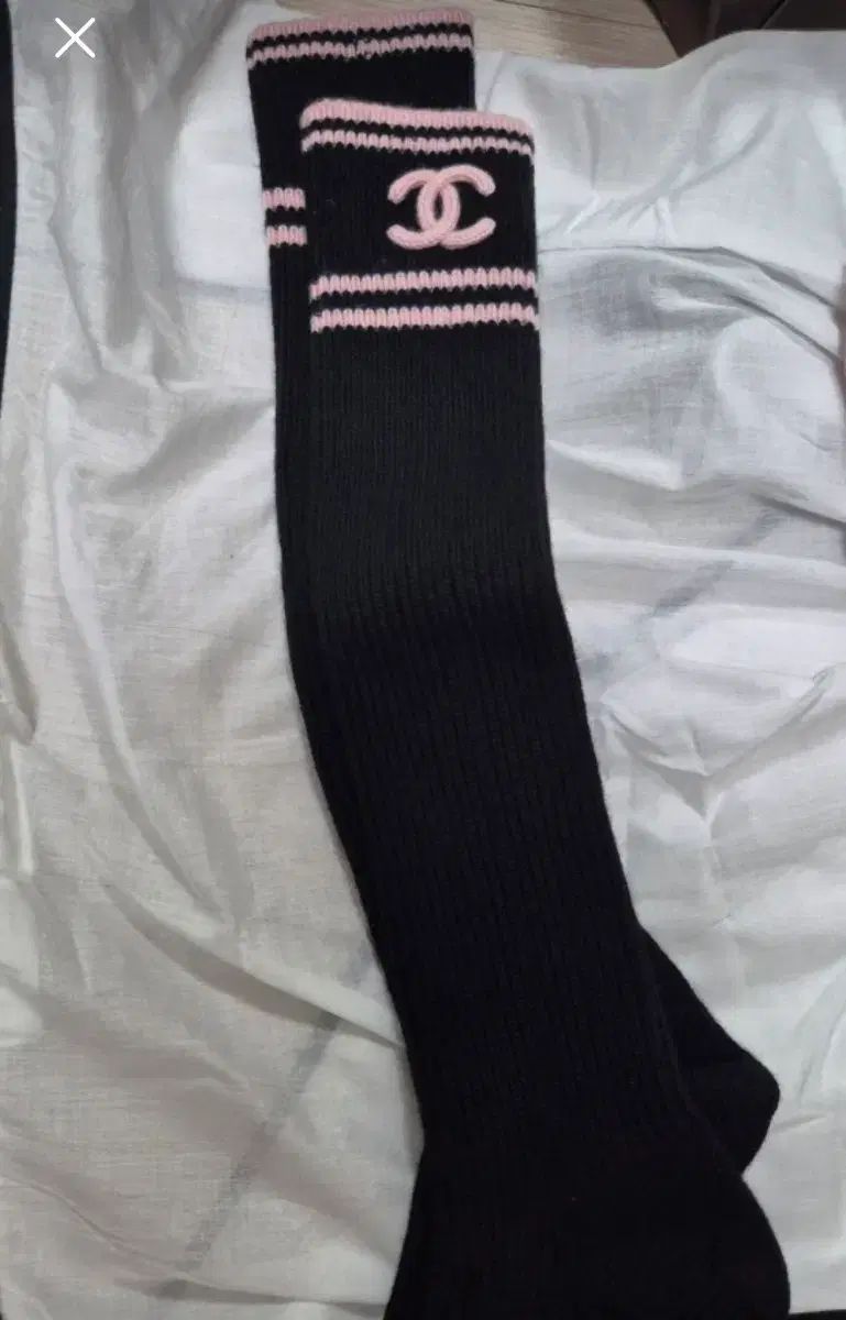CHANELカシミヤ靴下 CHANEL】ハイソックス 靴下 ココマーク カシミア CCロゴ (CHANEL