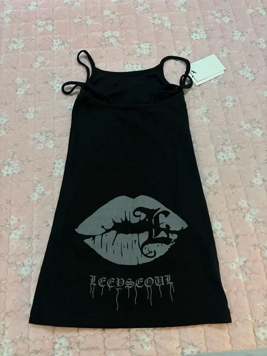 Leey エルリーリーワィリップロゴ ONE PIECE ブラック