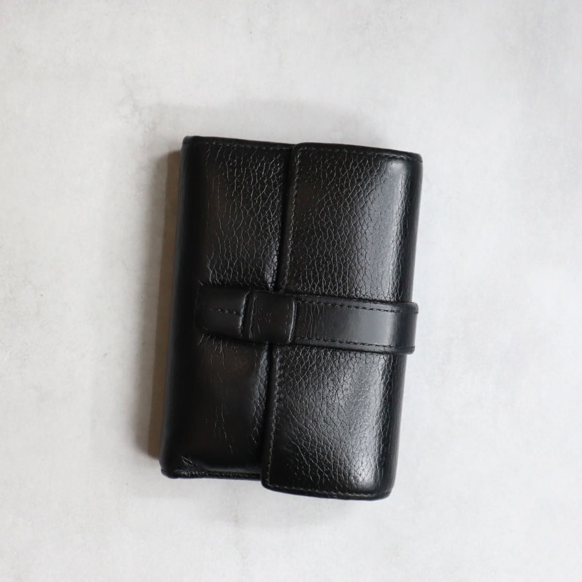 LOEWE ロエベ | スモールバーティカルウォレット 三つ折り財布 ソフトグレインカーフレザー ブラック SMALL WALLET