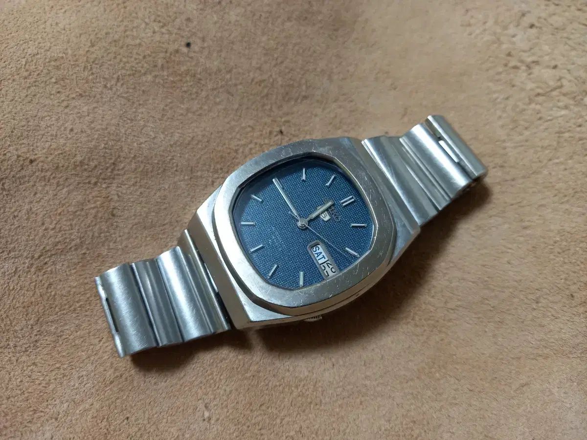 ノーチラス 時計