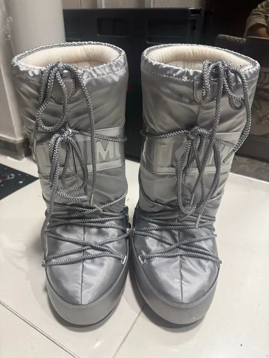 ムーンブーツ シルバー 35 38 size