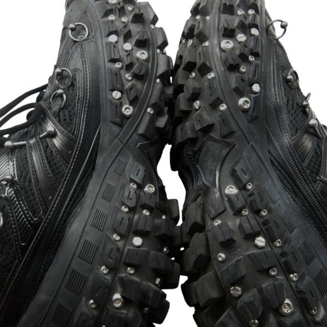 スクリュー スニーカー