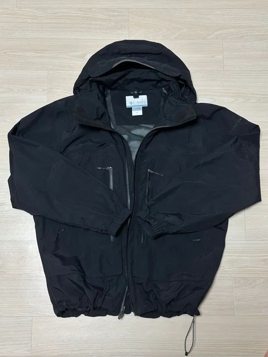 コロンビア ヒルトゥ マウンテン 防水ウィンドブレーカー