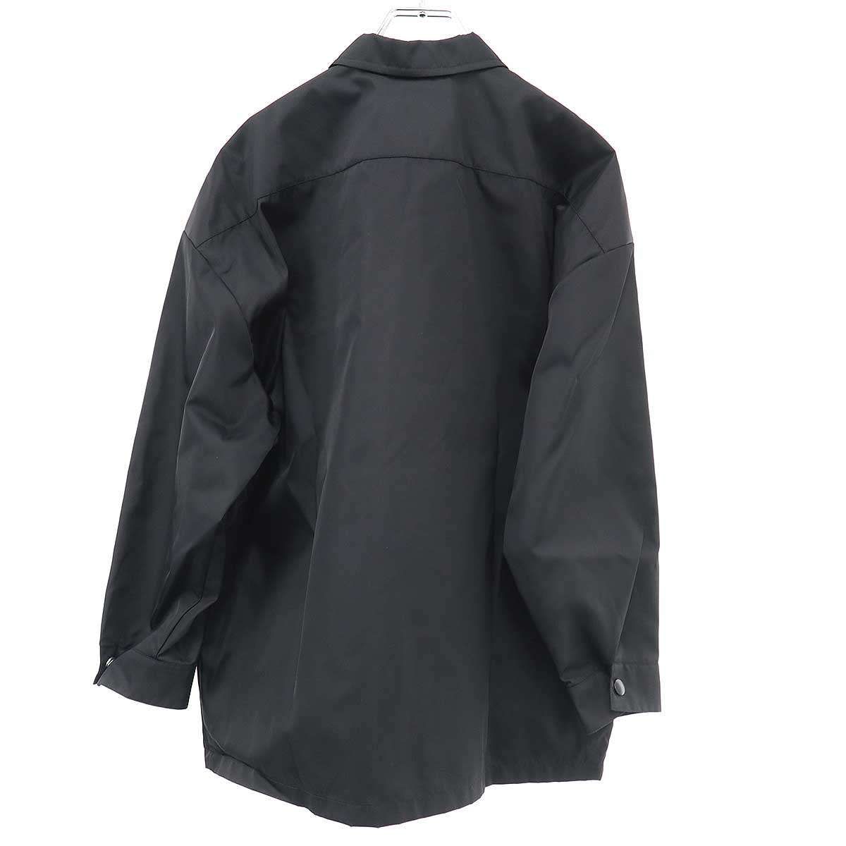 PRADA プラダ RE-NYLON ロゴプレートジップアップナイロンシャツ 