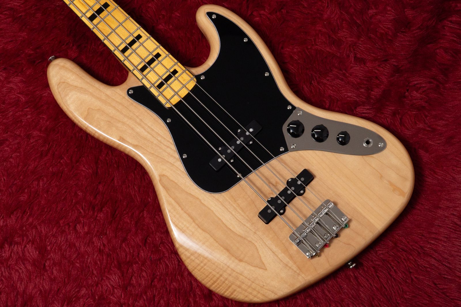 Squier by Fender | Classic Vibe 70 s Jazz Bass MN NAT 2025 4.090 kg GIB横浜