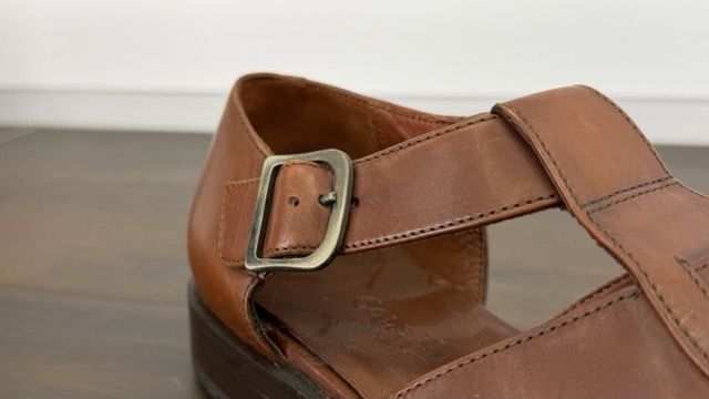 コールハーン レザーグルカサンダル