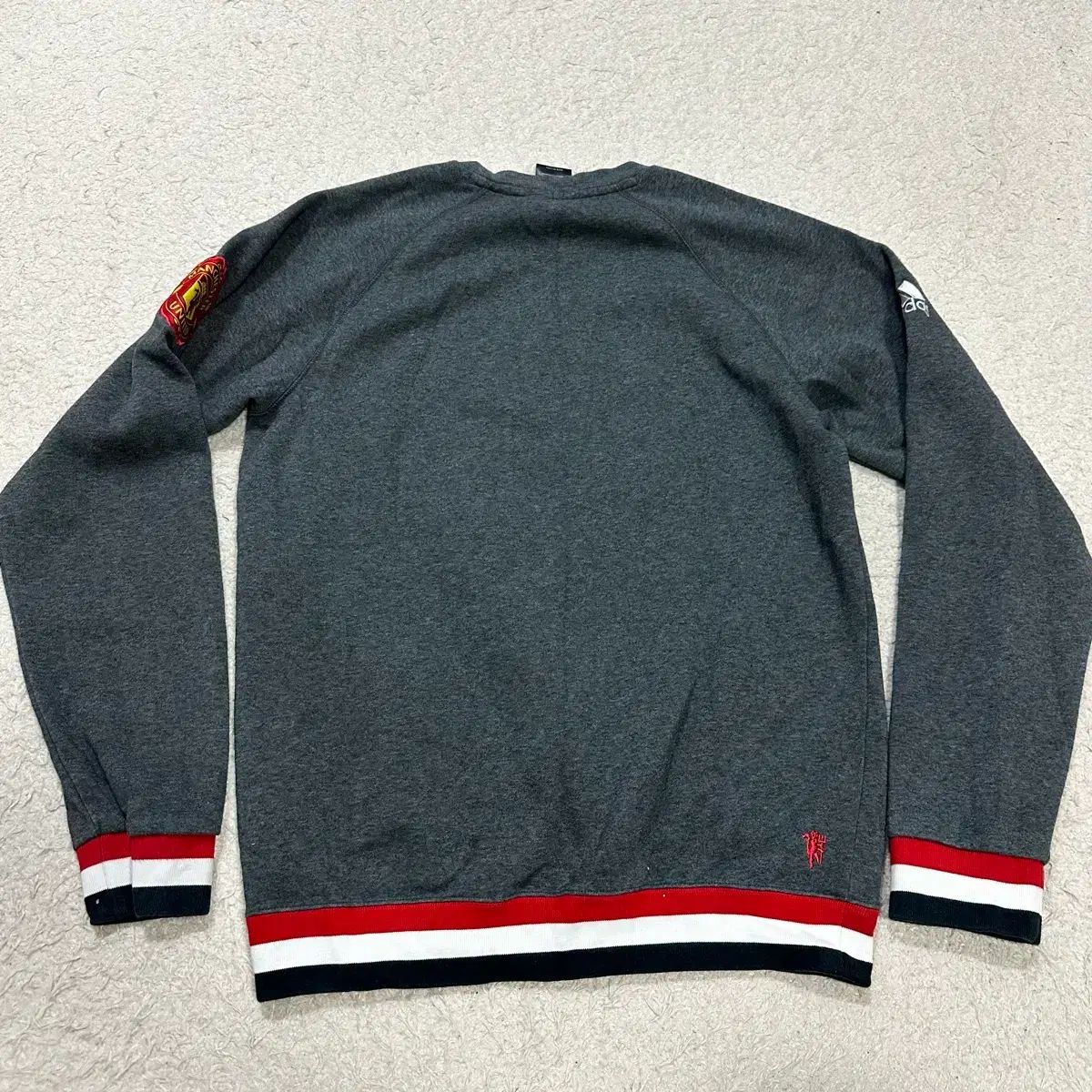 adidas マンチェスター・ユナイテッドFC スウェット 起毛 m 95 - メルカリ