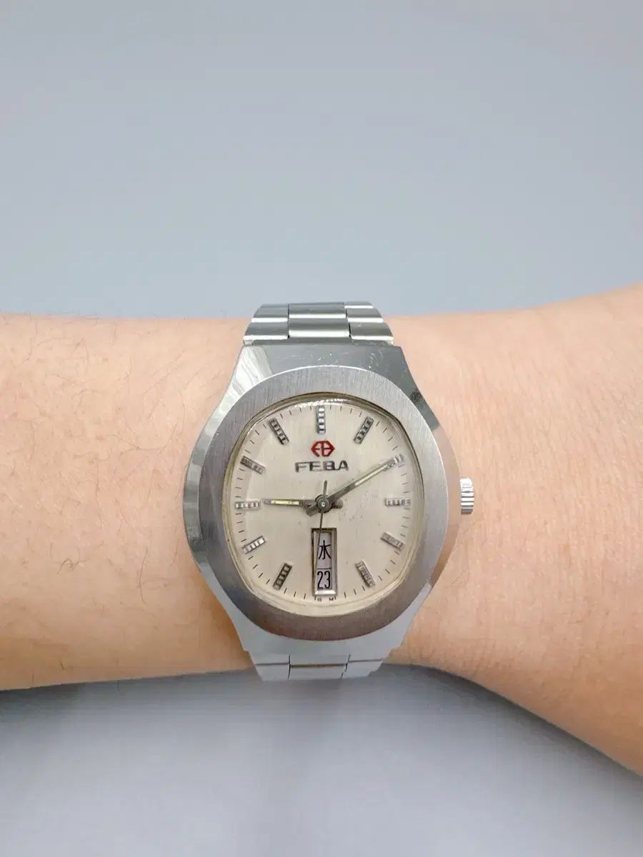 フェバ デュロウェ