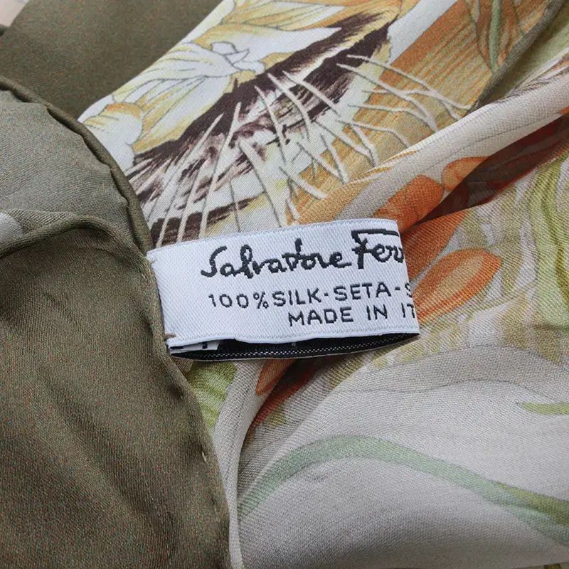 ヒョウ柄 レオパード