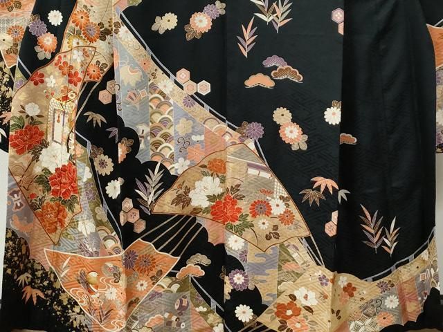 駒刺繍 扇面御所車鴛鴦牡丹花文