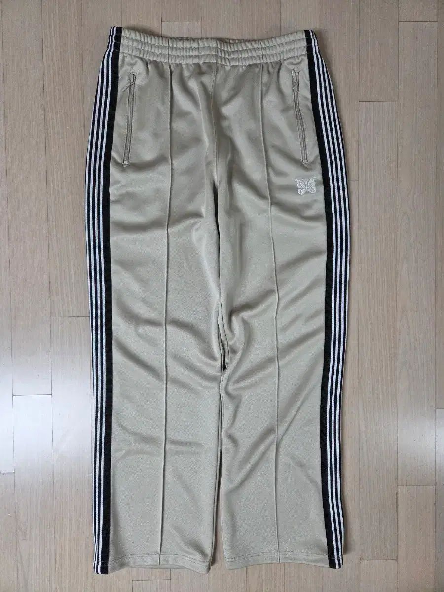 NEEDLES ニードルズ トラック パンツ ベージュ M