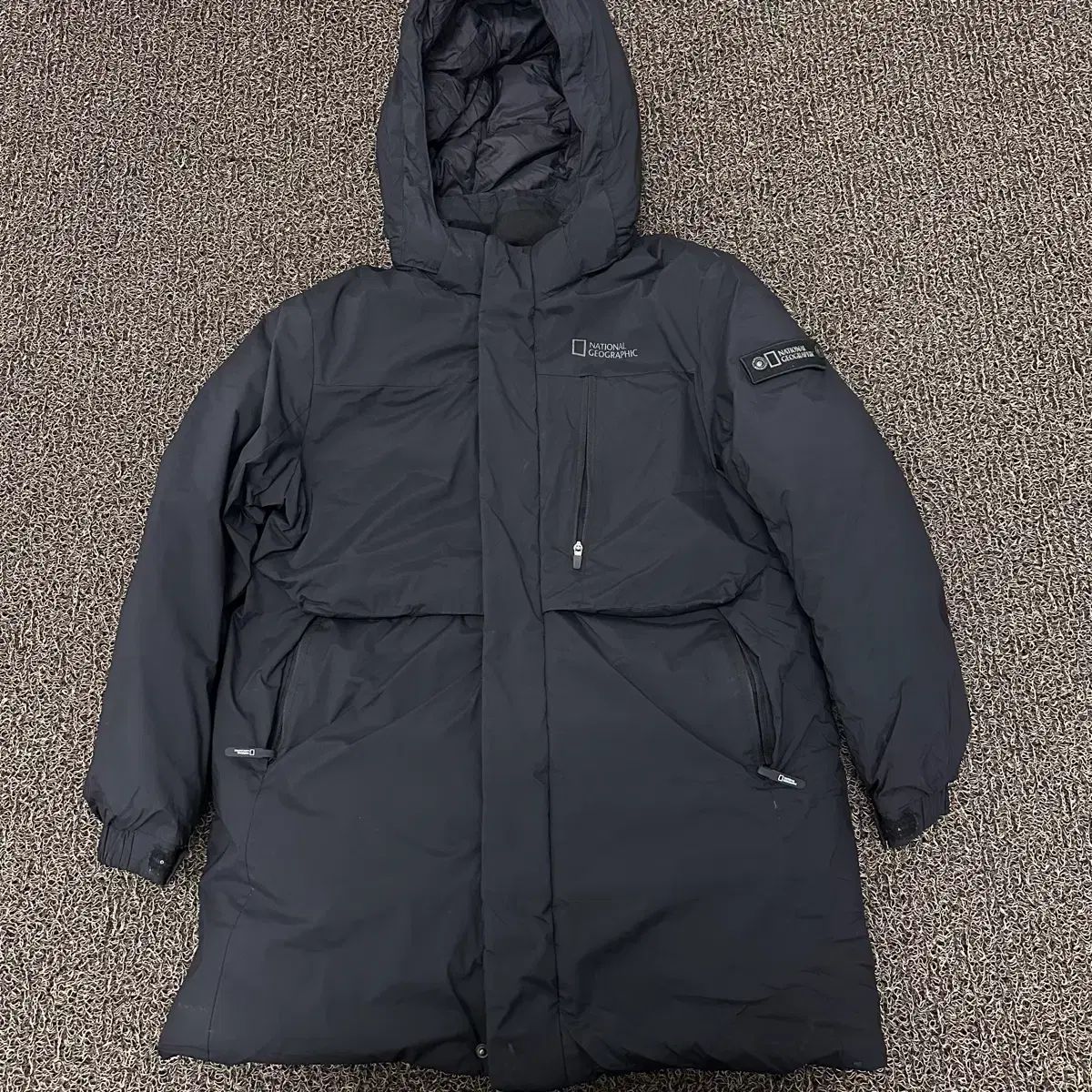 140 ナショナルジオグラフィック キッズ ダウンジャケット ロング丈 ダウン ファー ブラック