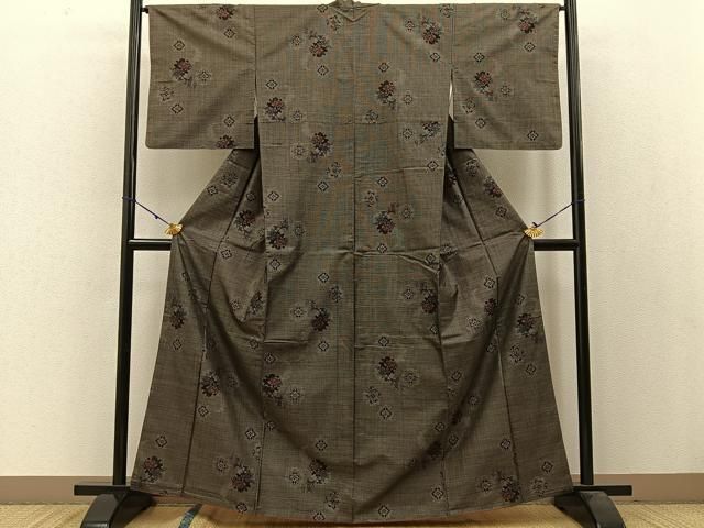 平和屋着物●本場大島紬 9マルキ 草花文 正絹 hj