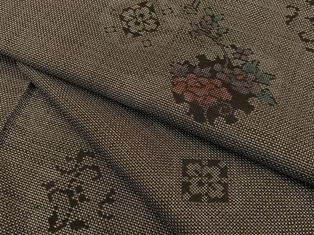 平和屋着物●本場大島紬 9マルキ 草花文 正絹 hj