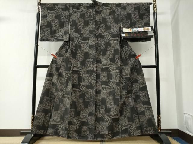 平和屋着物○本場大島紬 9マルキ 泥染め 色紙竜田川風景文 前田紬工芸