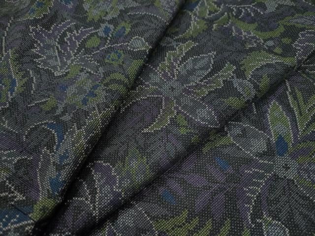 平和屋着物●本場大島紬 7マルキ 更紗草花文 正絹 yc