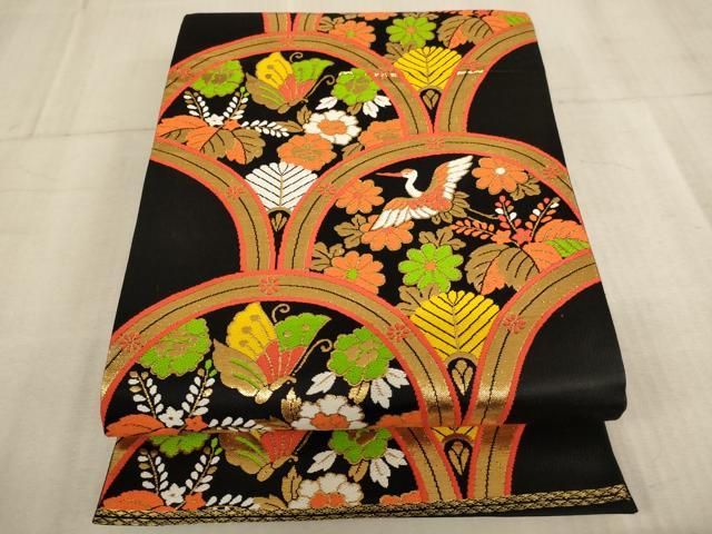 平和屋着物∵子供　全通柄袋帯　青海波　飛鶴花蝶文　黒地　金糸　逸品　AABE2161ja