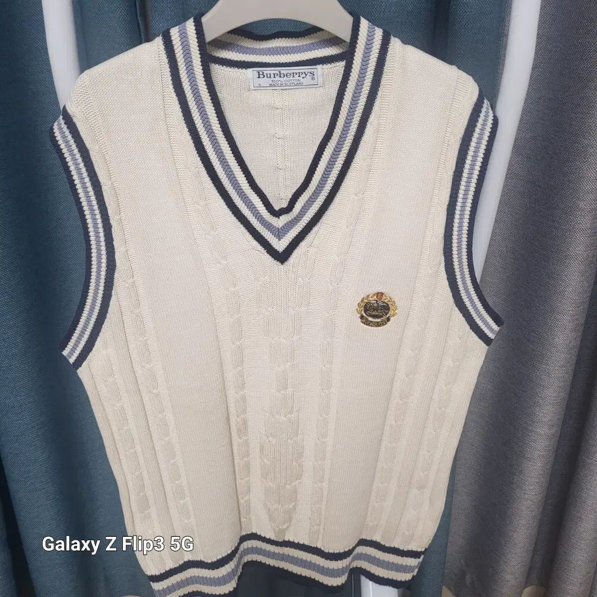 バーバリー ニット ベスト アイボリー