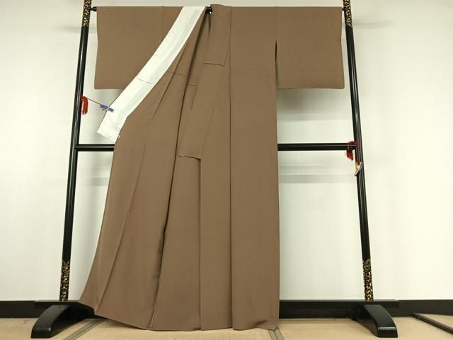 単衣 空五倍子色