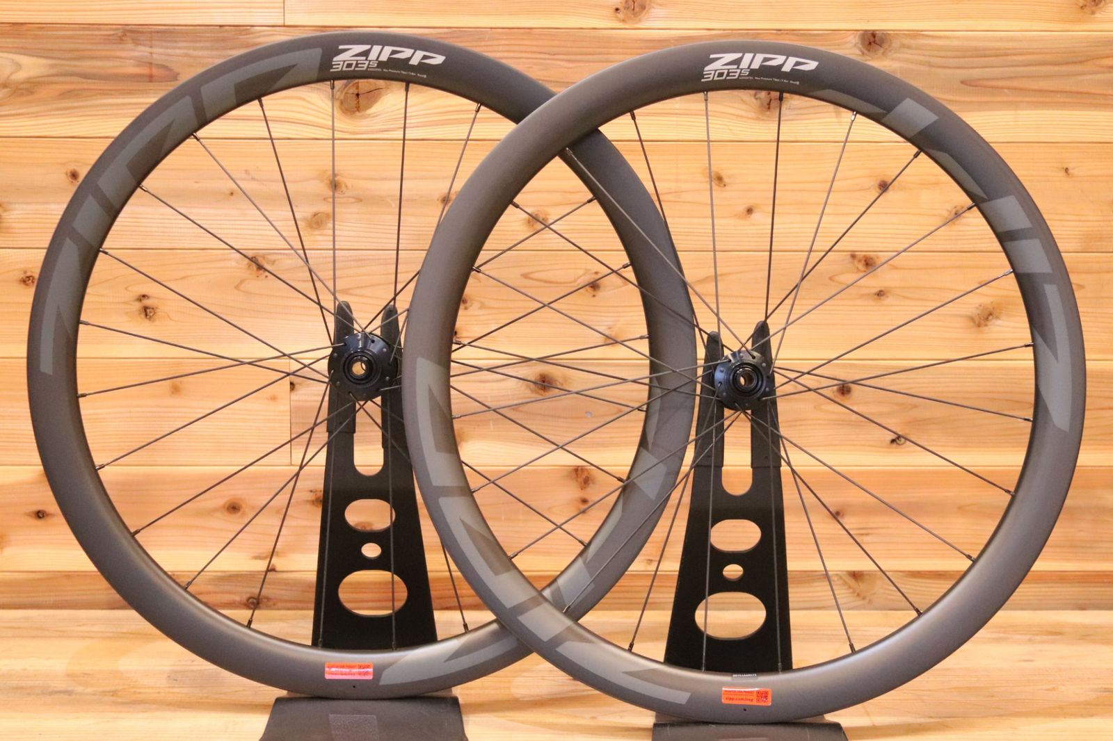 未走行品！ ジップ ZIPP 303S DISC シマノ 11S/12S 23㎜ フックレス