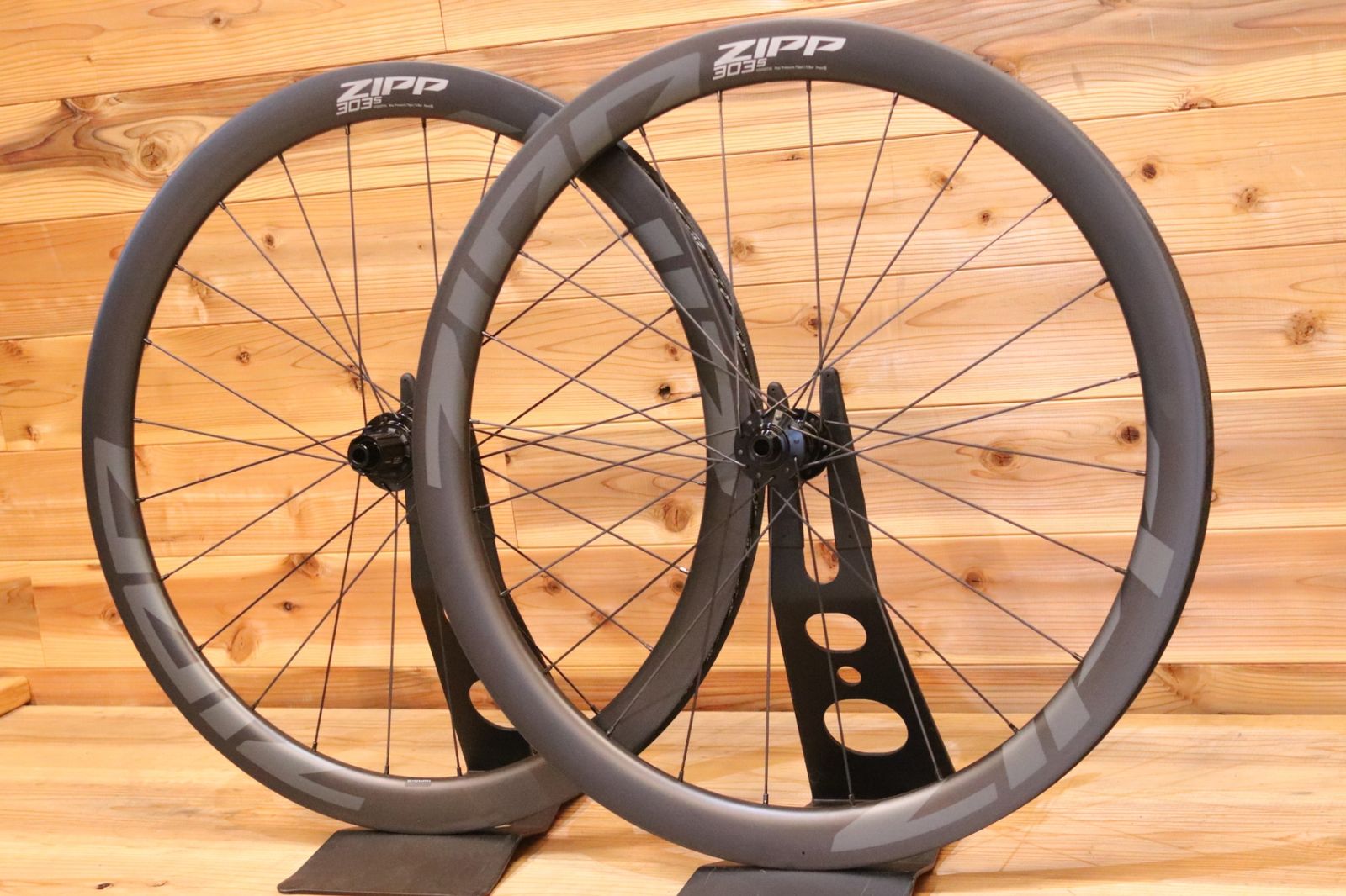 未走行品！ ジップ ZIPP 303S DISC シマノ 11S/12S 23㎜ フックレス