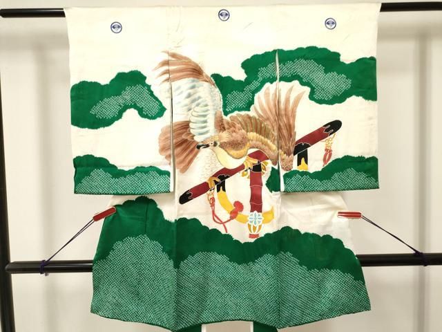 平和屋着物 お宮参り 男の子 祝着 産着 初着 のしめ 駒刺繍 絞り 鷹 鷲 金彩 ma