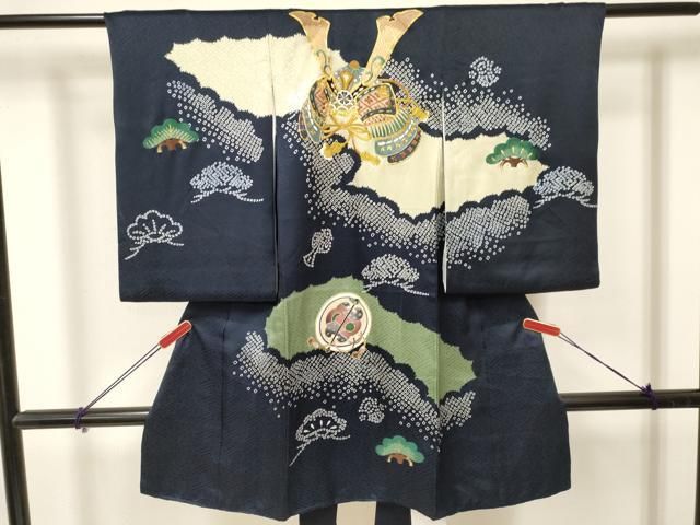 平和屋着物 お宮参り 男の子 祝着 産着 初着 のしめ 駒刺繍 絞り 兜 松文 金糸 ma