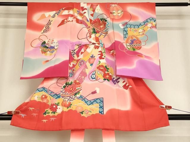 平和屋着物 七五三 女の子 ３歳 祝着 一つ身 友禅 束ね熨斗花手毬文 暈し染め 金彩 ja