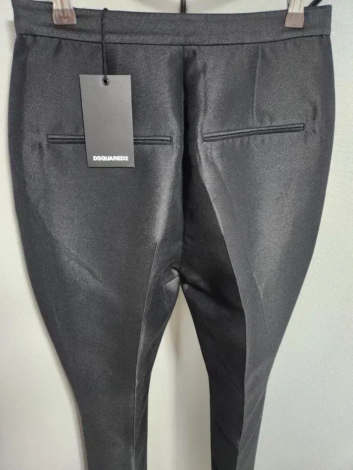 カクテルパンツ