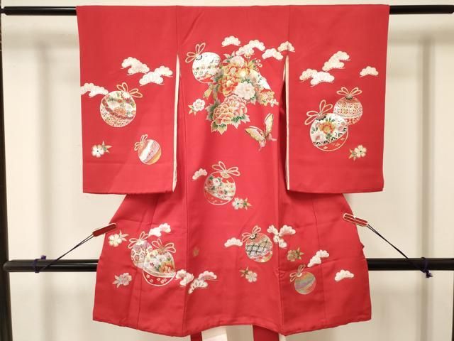 平和屋着物 お宮参り 女の子 祝着 産着 初着 のしめ 舞蝶鞠花文 金銀彩 ma