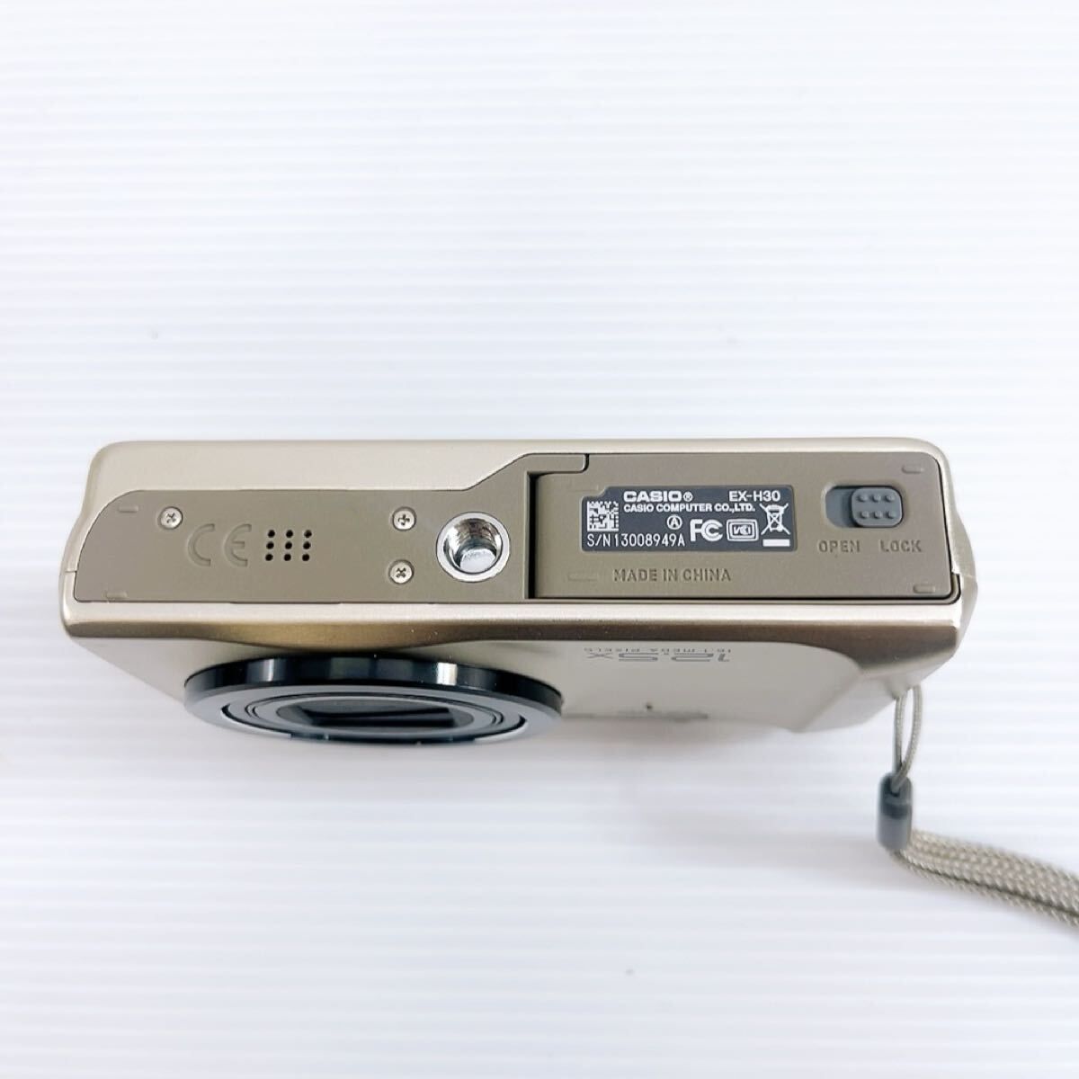 H-389 CASIO EXILIM EX-H30 ゴールド 動作品 コンパクトデジタルカメラ