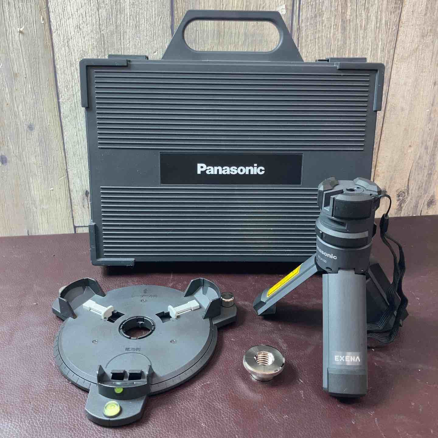 パナソニック Panasonic レーザー墨出し器 壁十文字タイプ グリーンレーザー BTL 4100 墨出し名人ケータイGL