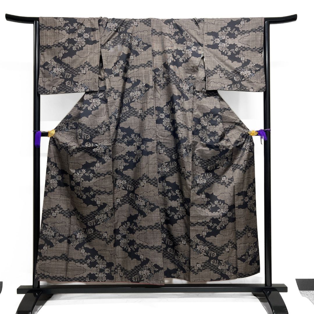 大島紬 小紋 雲 菊花 泥染 花 着物 012b d ms - メルカリ