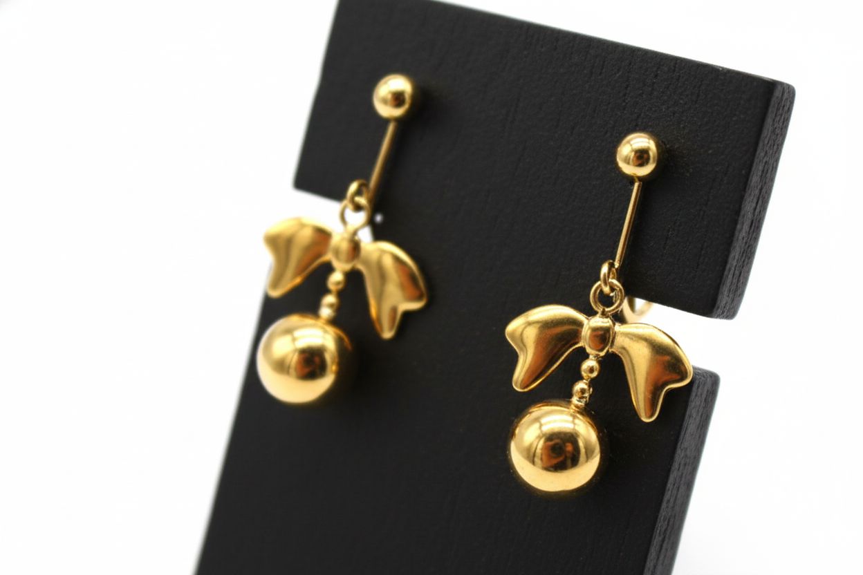 K 18 リボンモチーフイヤリング